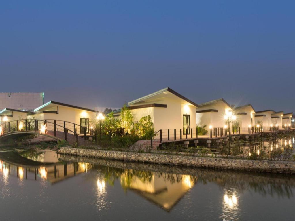 Bua Tara Resort Nong Prue Buitenkant foto