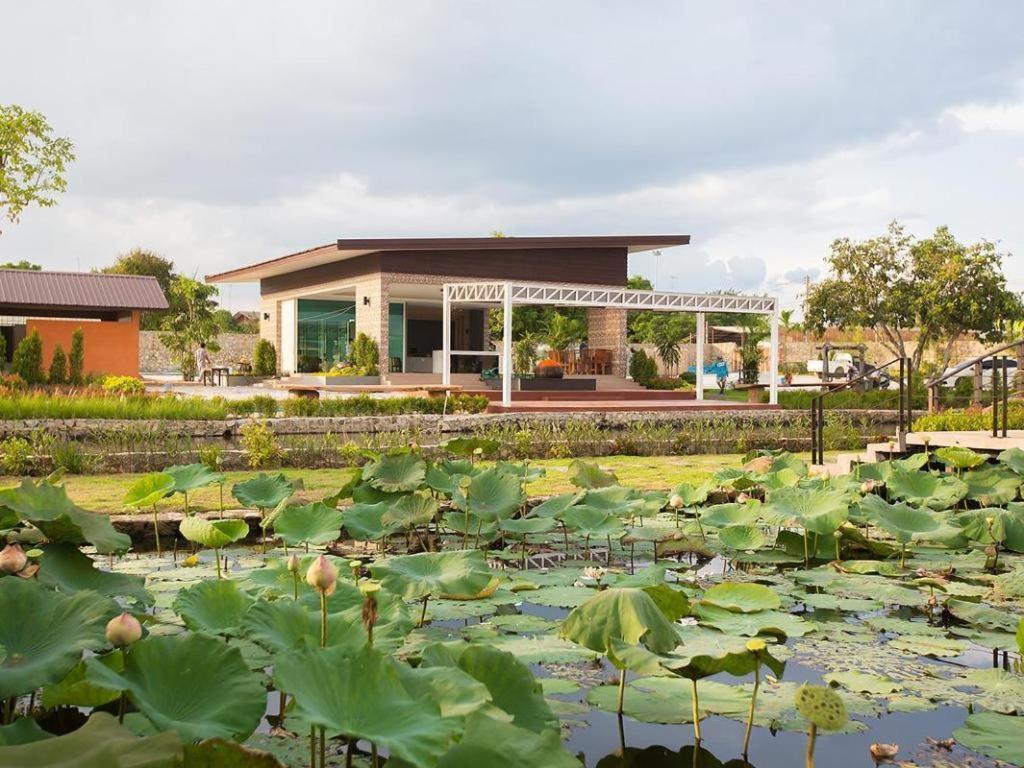 Bua Tara Resort Nong Prue Buitenkant foto