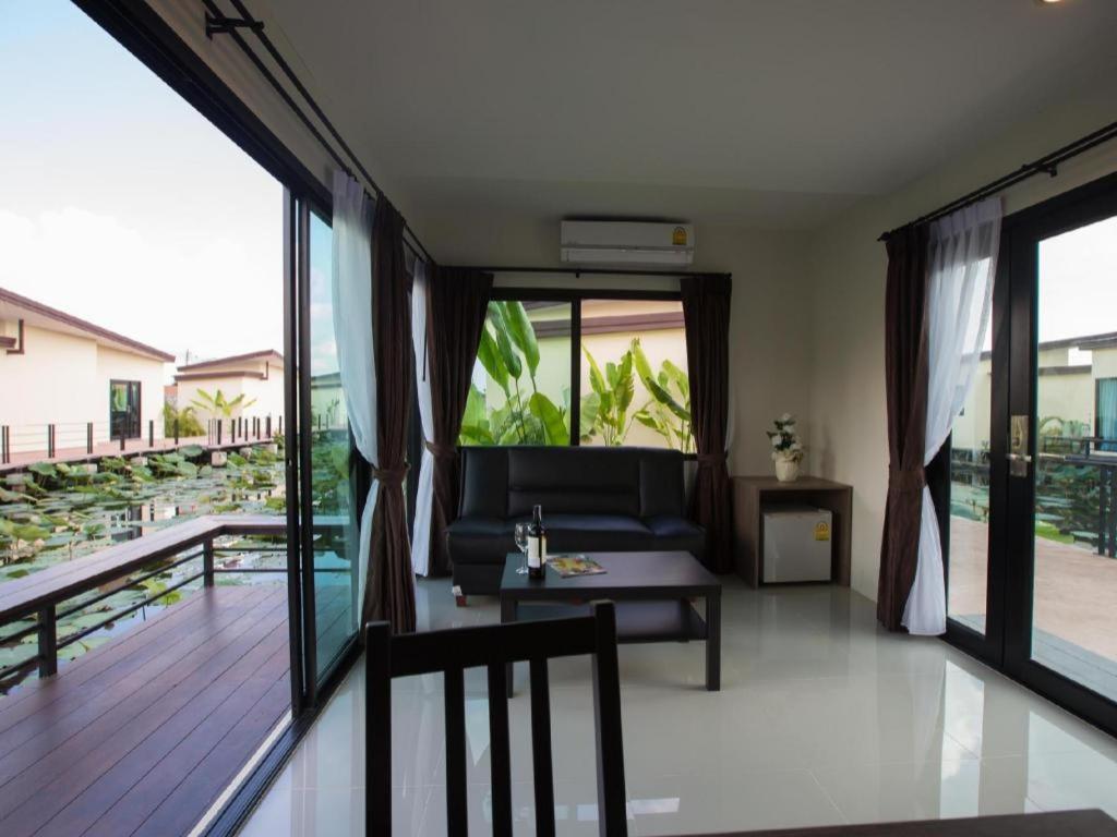 Bua Tara Resort Nong Prue Buitenkant foto