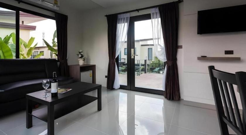 Bua Tara Resort Nong Prue Buitenkant foto