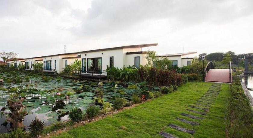 Bua Tara Resort Nong Prue Buitenkant foto