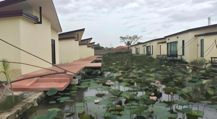Bua Tara Resort Nong Prue Buitenkant foto