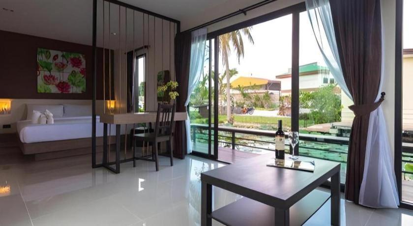Bua Tara Resort Nong Prue Buitenkant foto